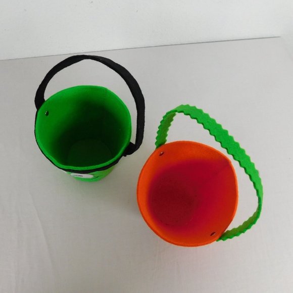 4 Halloween Felt Buckets Pumpkin Monsters Boo Trick or Treat Party Goodies 5" - Picture 6 of 11